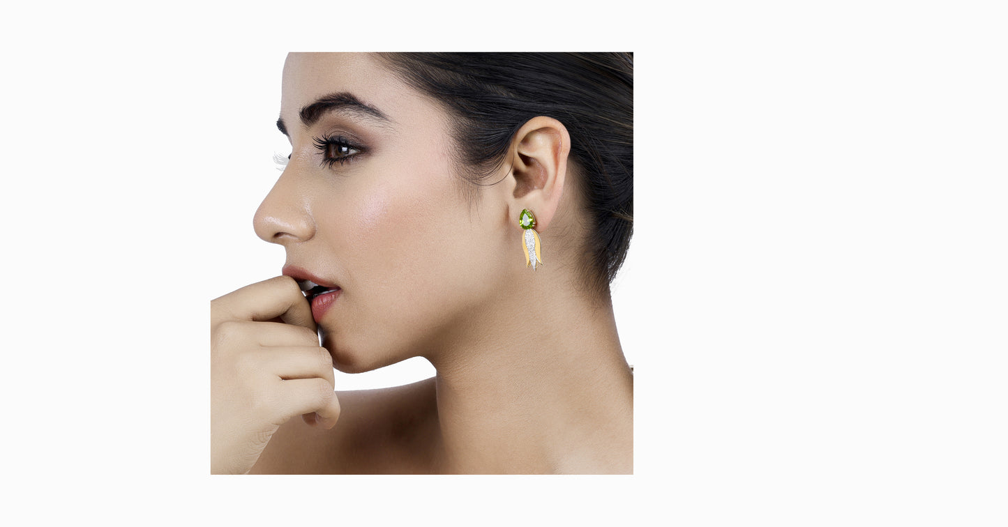 14kt yellow gold earrings with pear-shaped peridot and pave diamonds