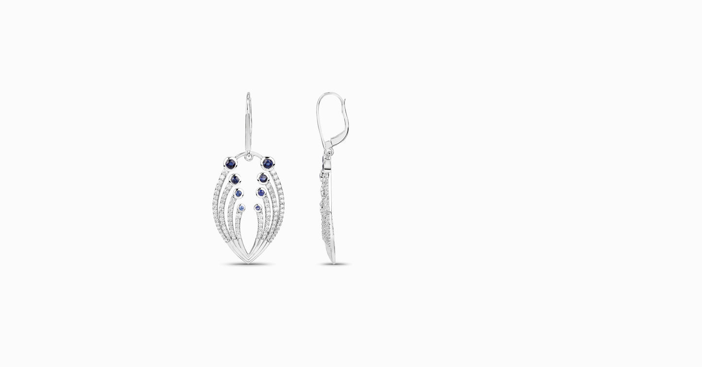 14kt white gold earrings with round-shaped blue sapphire and pave diamonds