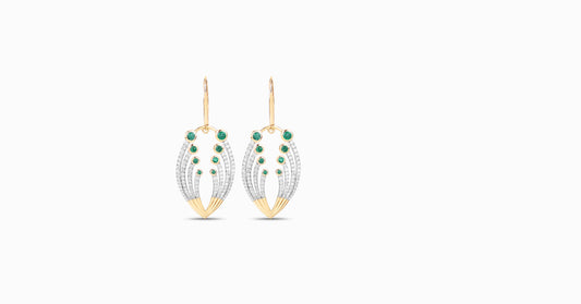 14kt yellow gold earrings with round-shaped emerald and pave diamonds