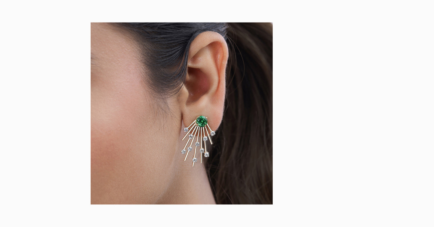 14kt yellow gold earrings with round-shaped tsavorite and diamonds