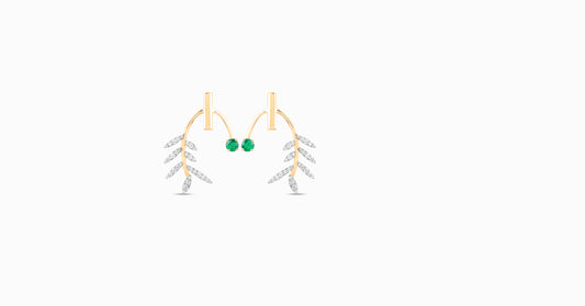 14kt yellow gold earrings with round-shaped pearl and pave diamonds