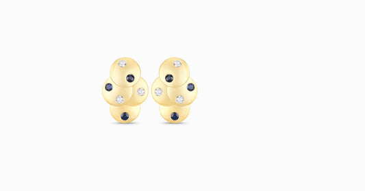14kt yellow gold earrings with round-shaped blue sapphire and bezel diamonds