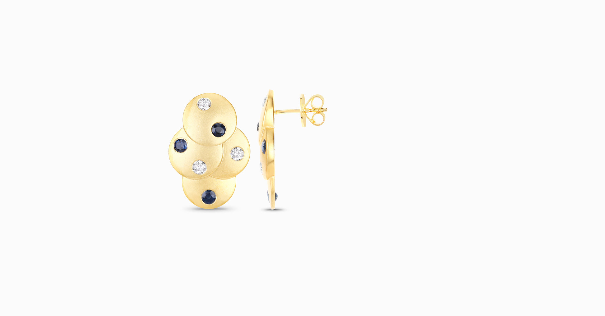 14kt yellow gold earrings with round-shaped blue sapphire and bezel diamonds