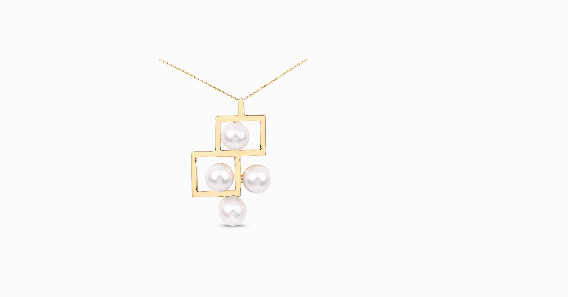 14kt yellow gold pendant with round-shaped pearls