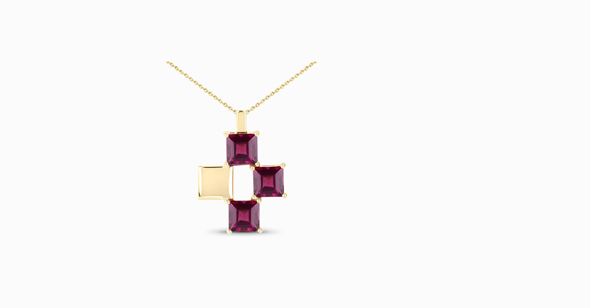 14kt yellow gold pendant with square-shaped rhodolite