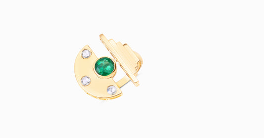  14kt yellow gold ring with round-shaped emerald and bezel diamonds